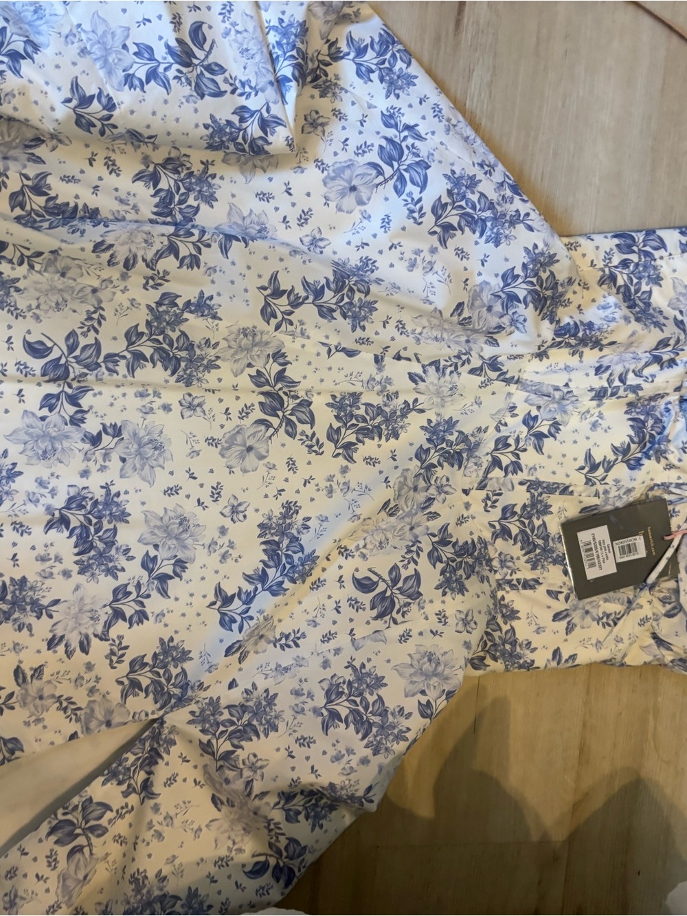 House of CB Blue Floral Print White Dress - Picture 1 of 5
